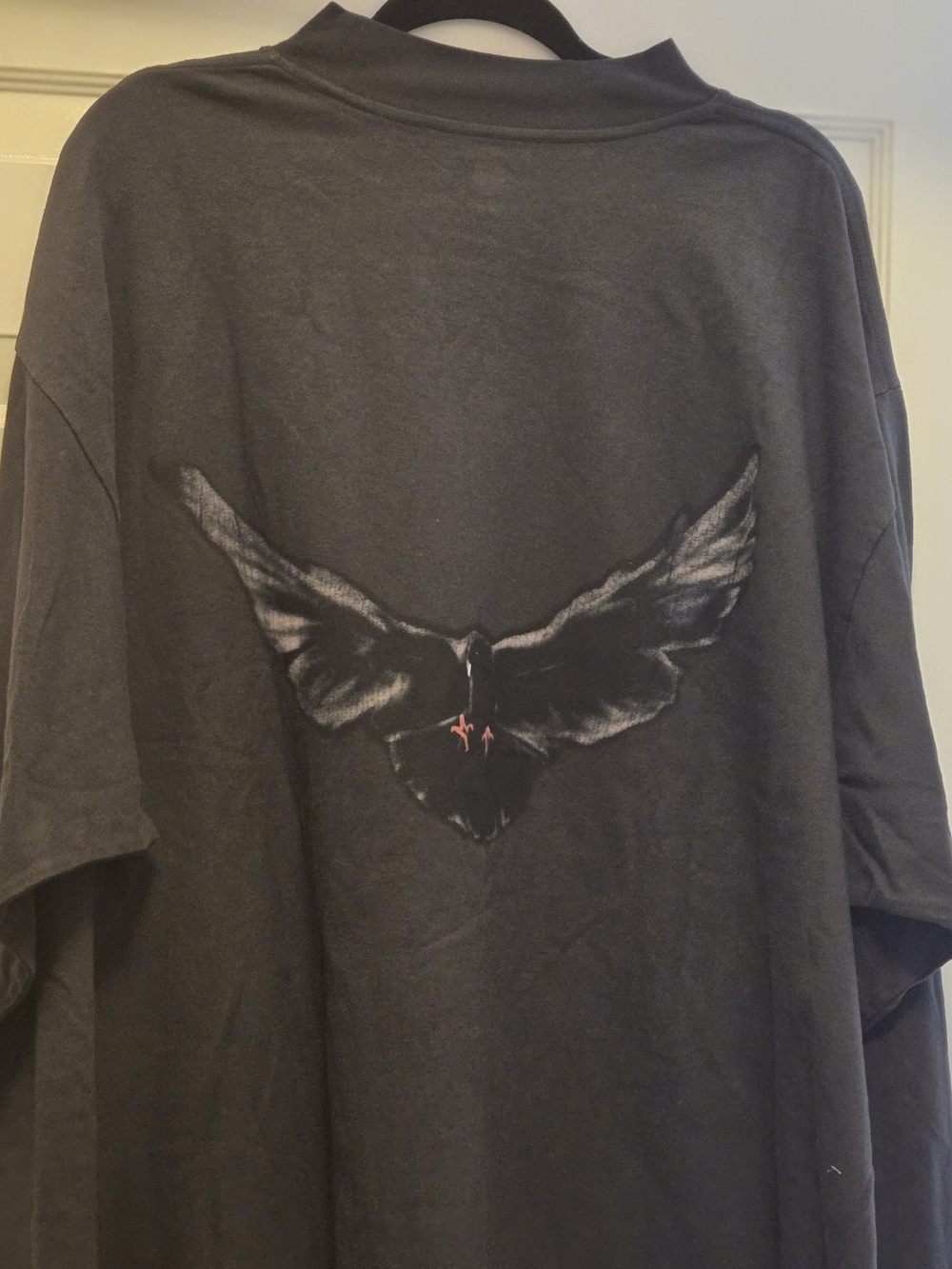 YZY NWOT Navy Oversized Long Sleeve Tee with  Dove Logo Size Large